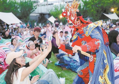 成都推动文旅产业全域全业态发展