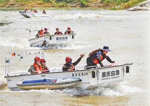 超大城市现代化治理，沉庆更佑装数”